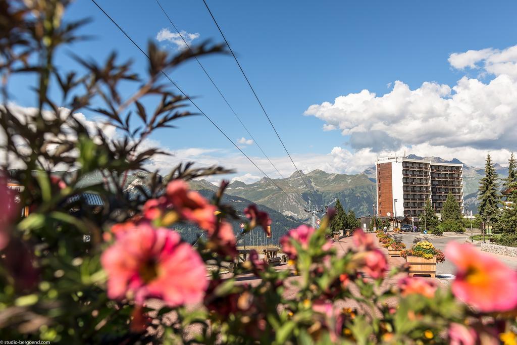 Residence Pierre & Vacances Les Ecrins Courchevel Exterior foto