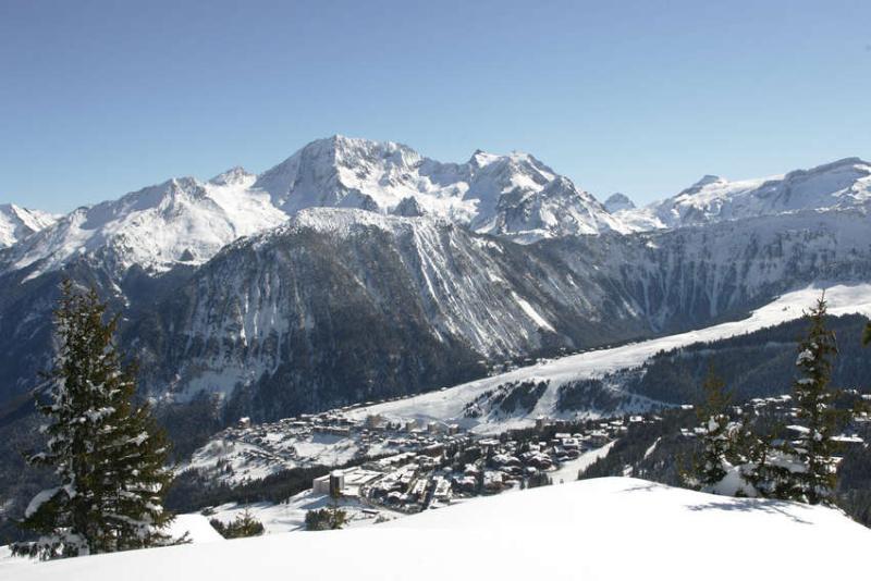 Residence Pierre & Vacances Les Ecrins Courchevel Exterior foto